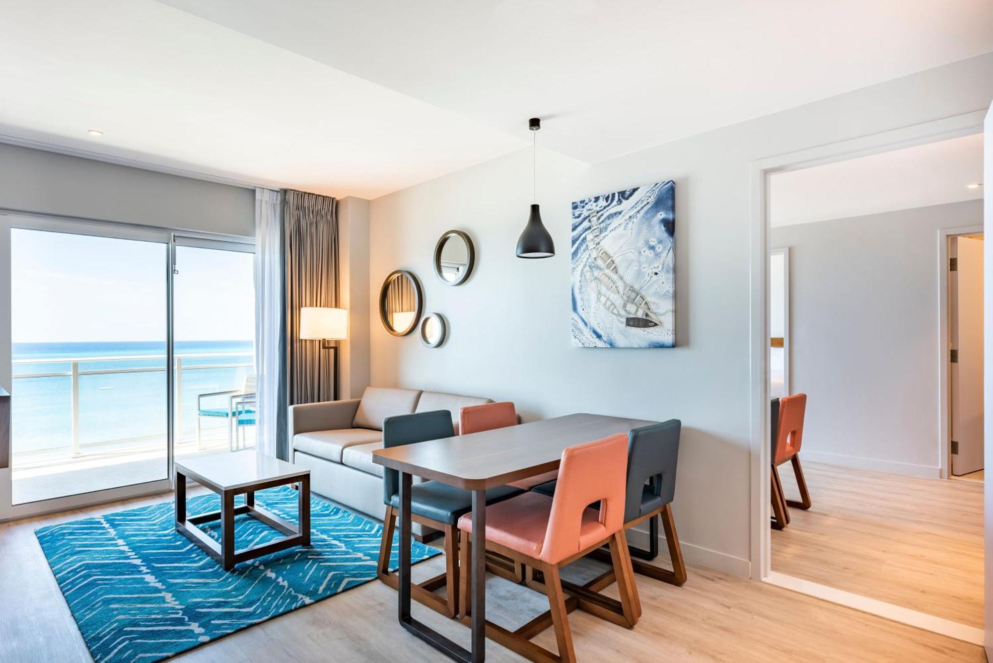 Embassy Suites By Hilton Aruba Beach Resort Palm Beach Esterno foto