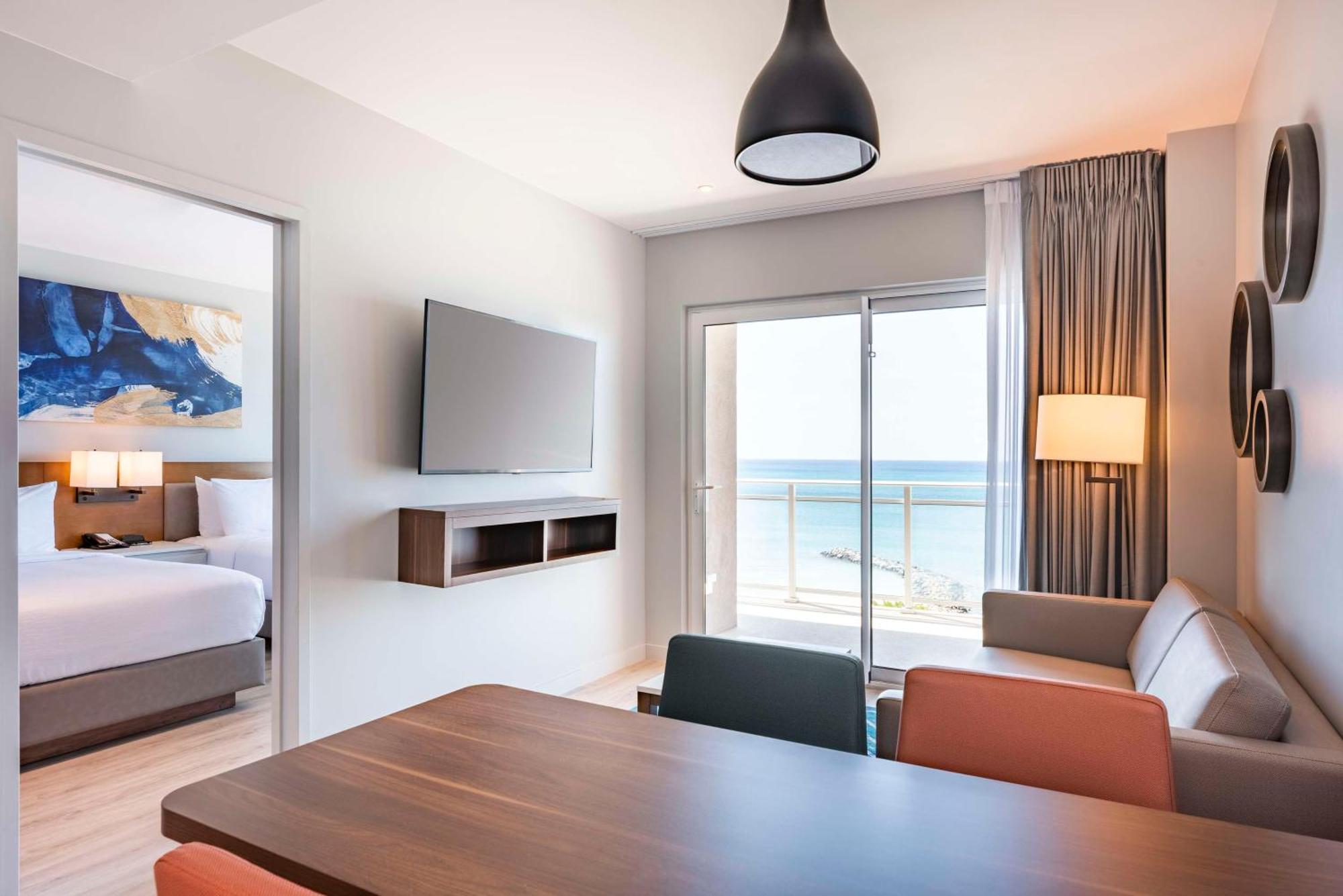 Embassy Suites By Hilton Aruba Beach Resort Palm Beach Esterno foto